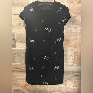 Ann Taylor Embroidered Flower Dress 00P